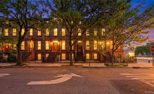 House in New York, New York, United States 1