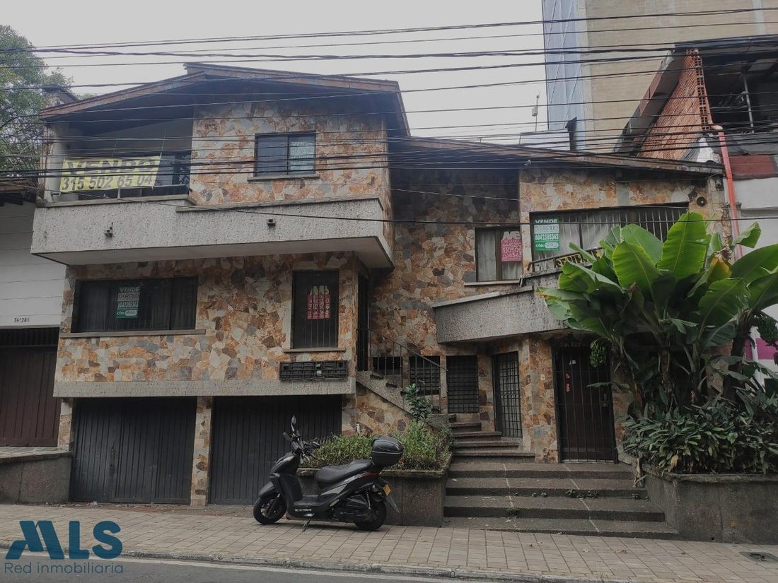 House in Medellín, Antioquia, Colombia 1 - 17901966
