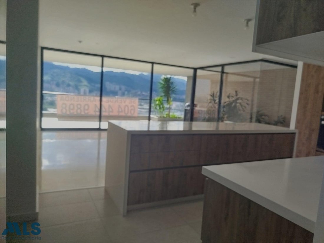 Apartment in Medellín, Antioquia, Colombia 1 - 17901954