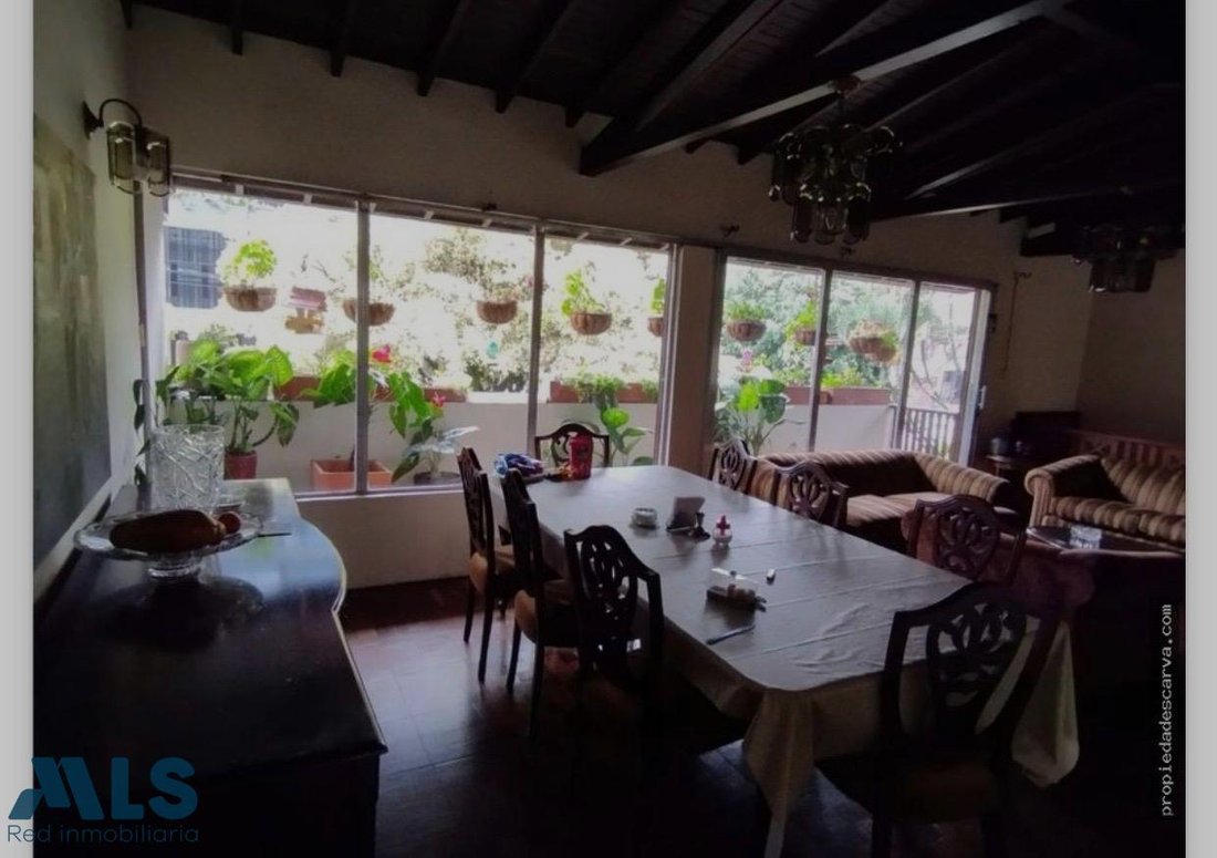 House in Medellín, Antioquia, Colombia 2 - 17901959