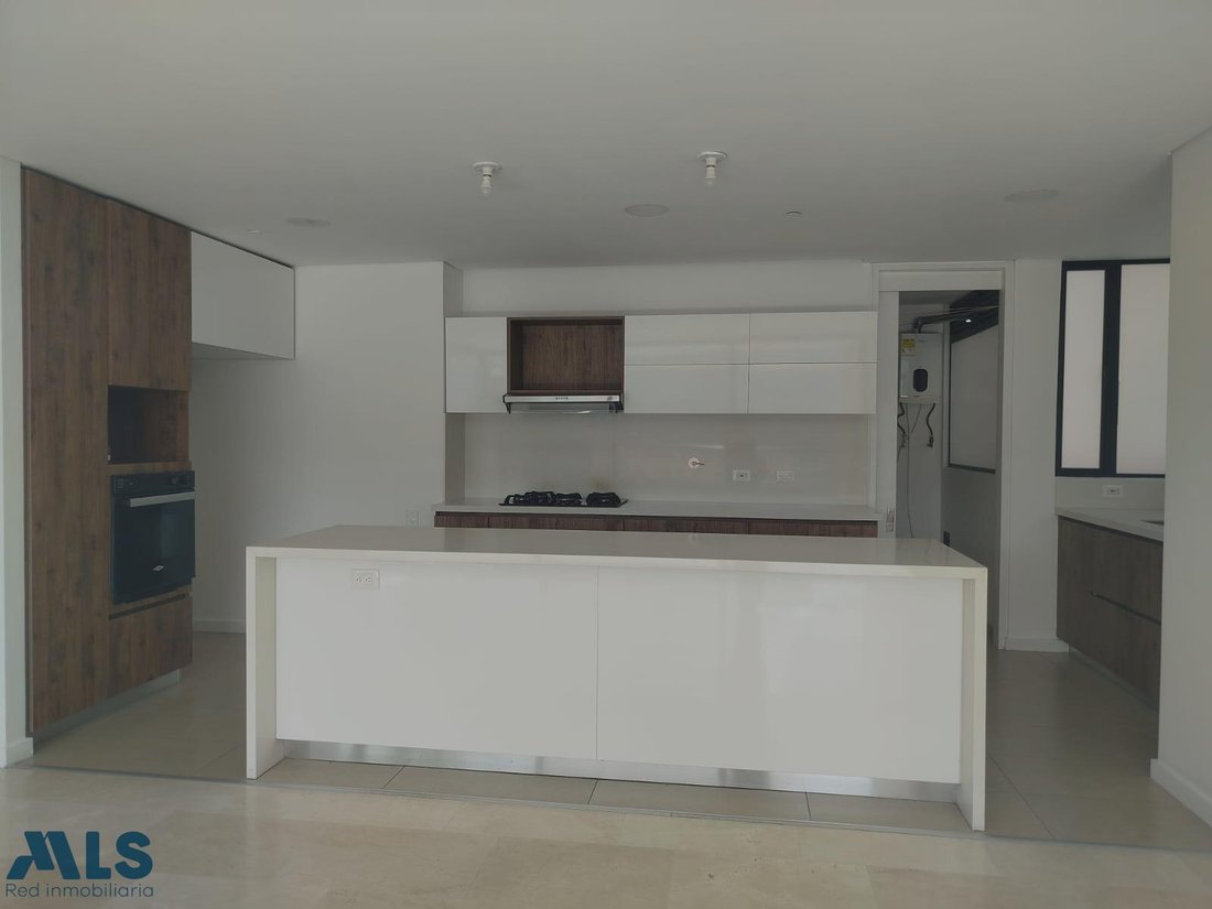Apartment in Medellín, Antioquia, Colombia 3 - 17901954