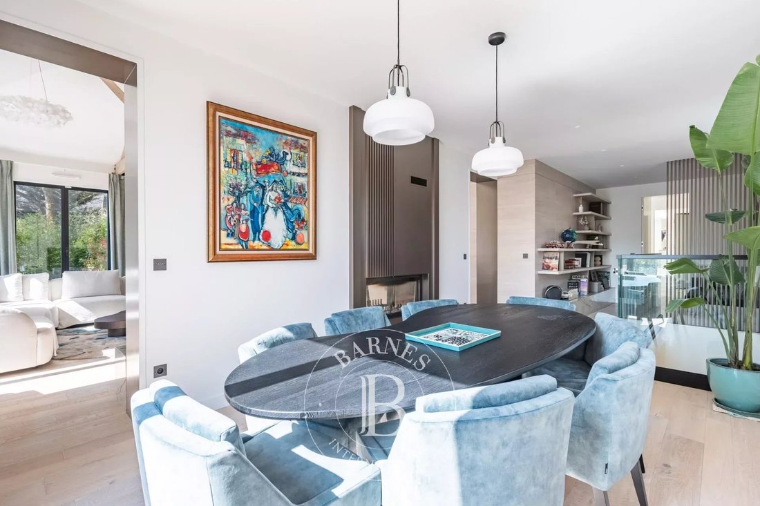 Casa en Gressets-Centre-Garenne-Bechevet, La Celle-Saint-Cloud, Francia 3 - 16263129