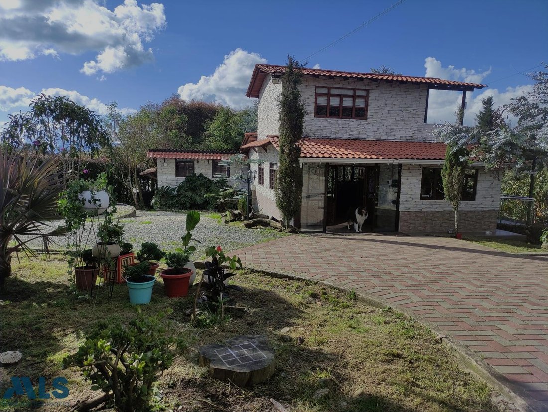 Finca in Medellín, Antioquia, Colombia 2 - 17901953