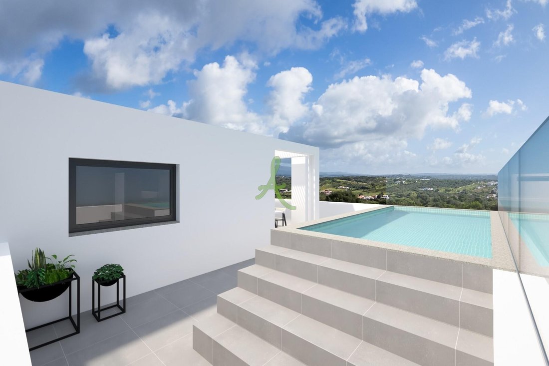 Apartment in Mexilhoeira Grande, Algarve, Portugal 2 - 17902127