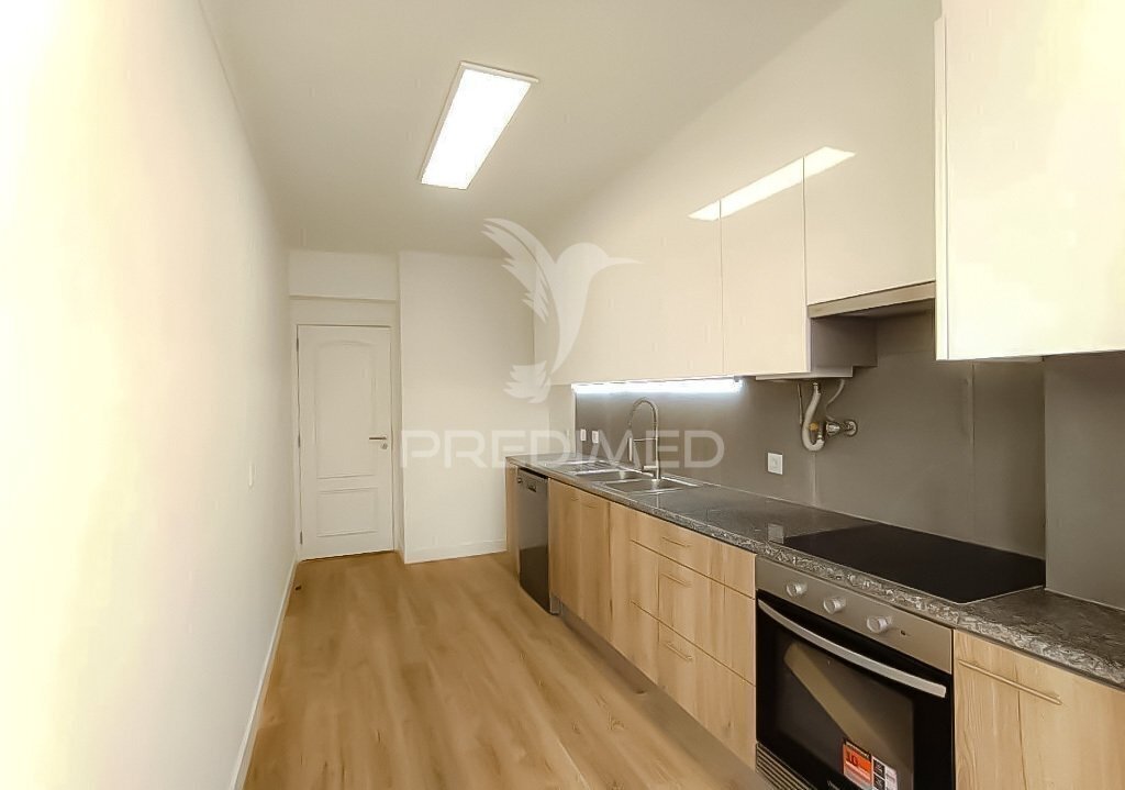 Apartment in Sao Domingos de Benfica, Lisbon, Portugal 1 - 17902149