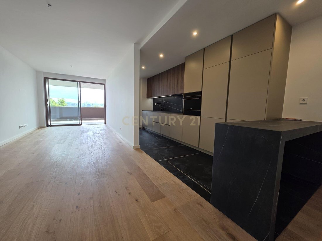 Apartment in Santa Marinha e Sao Pedro da Afurada, Porto District, Portugal 1 - 17467344