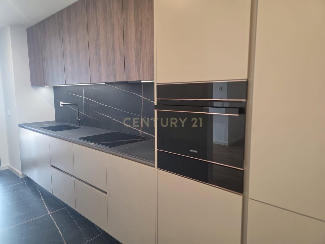 Apartment in Santa Marinha e Sao Pedro da Afurada, Porto District, Portugal 4 - 17467344