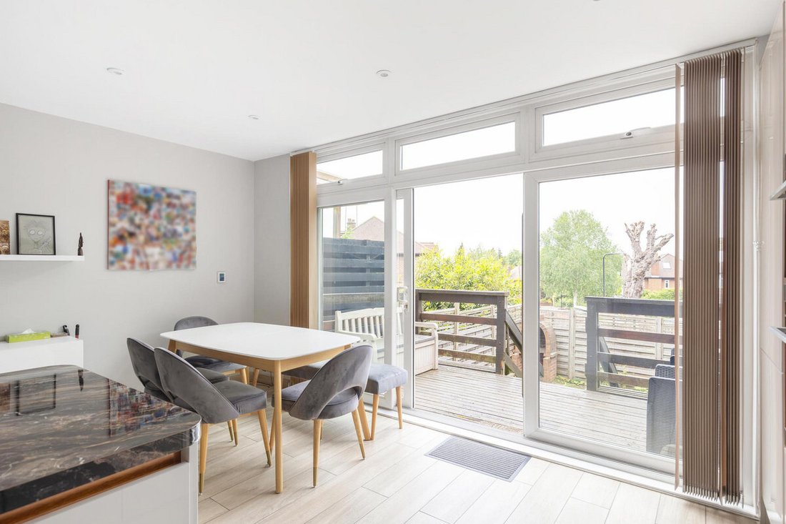 House in Ealing (London Borough of Ealing), Ealing, England 4 - 17902052