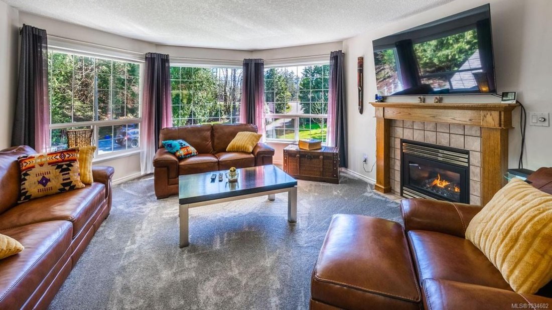 House in Nanaimo, British Columbia, Canada 5 - 17902142