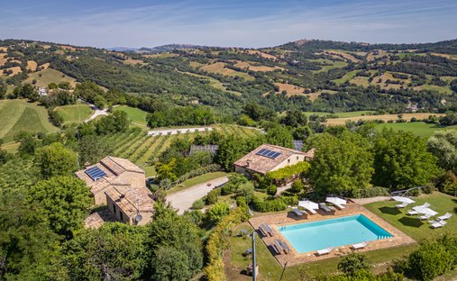 Domaine à Sarnano, Marches, Italie 1
