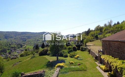 House in Saint-Barthelemy-Grozon, Auvergne-Rhône-Alpes, France 1