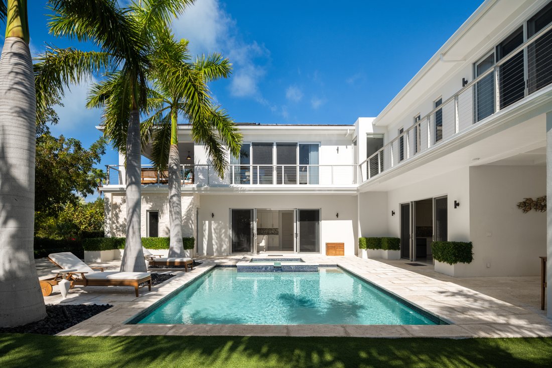Villa in Leeward Settlement, Caicos Islands, Turks and Caicos Islands 2 - 17902939