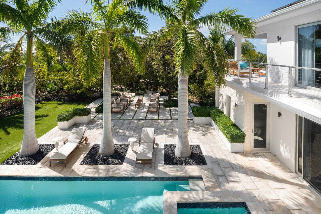 Villa in Leeward Settlement, Caicos Islands, Turks and Caicos Islands 4 - 17902939