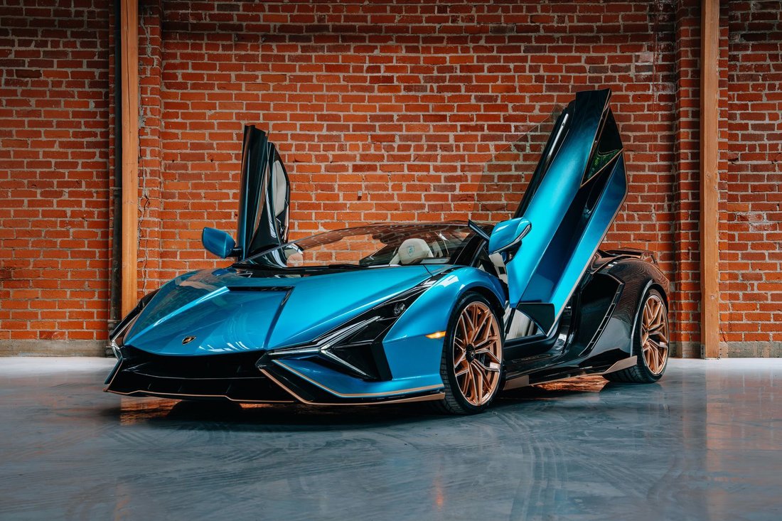 Cabriolet in Beverly Hills, CA, United States 3 - 16162353
