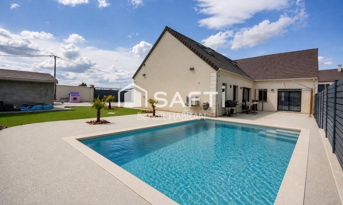 House in Buchelay, Ile-de-France, France 1 - 17903720