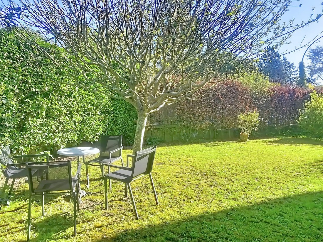 House in Gressets-Centre-Garenne-Bechevet, La Celle-Saint-Cloud, France 1 - 17903763