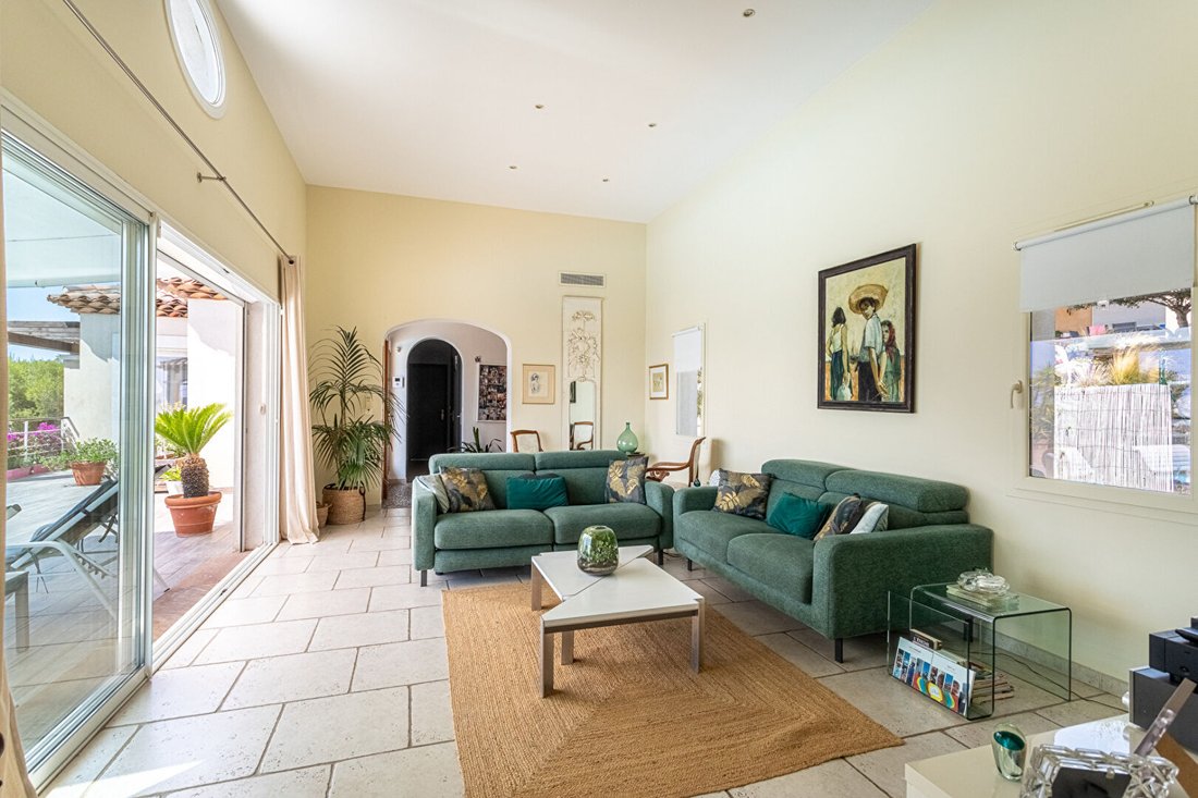 Villa in Bandol, Provence-Alpes-Côte d'Azur, France 5 - 17902373