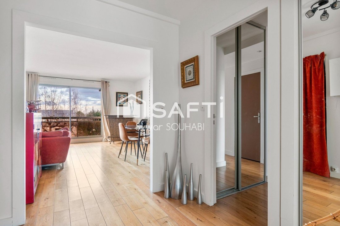 Apartment in Plateau Ouest, Suresnes, France 5 - 17903748