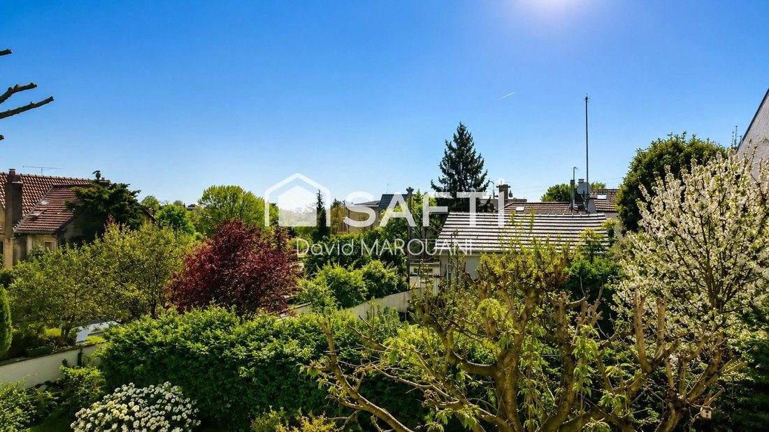 Casa en Centre Montmorency, Montmorency, Francia 1 - 17627048