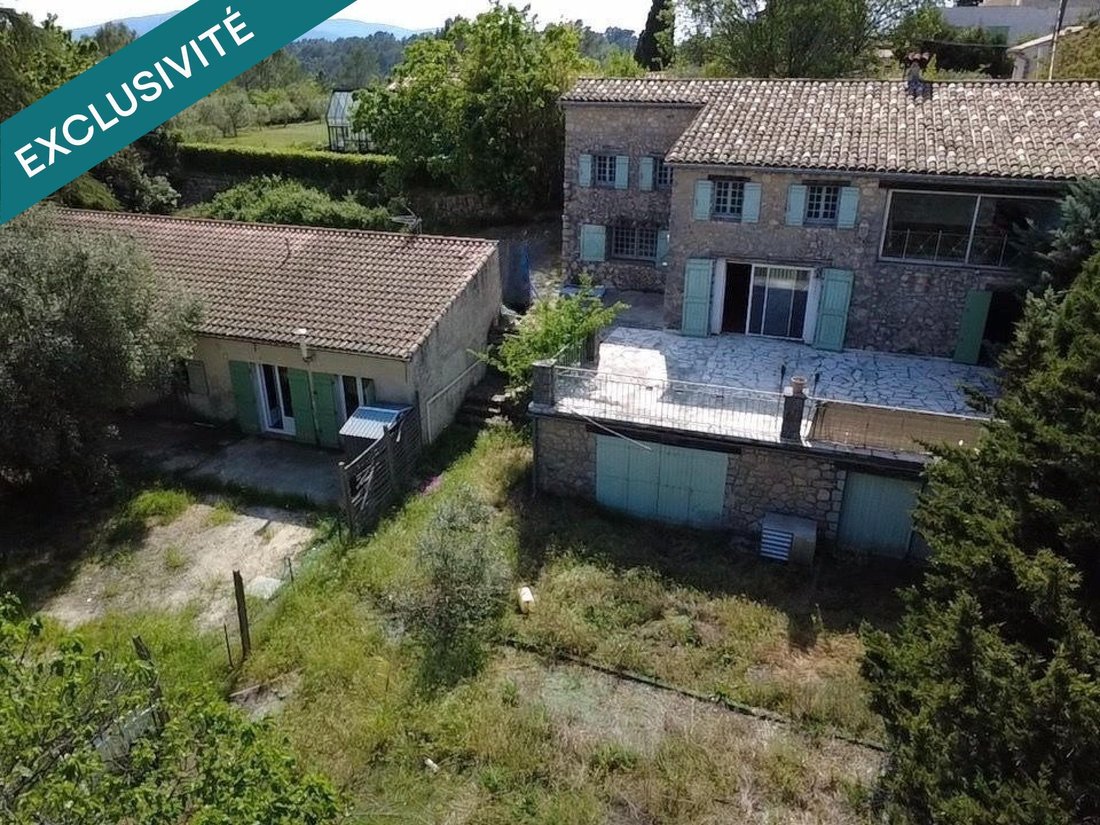 House in Saint-Paul-en-Forêt, Provence-Alpes-Côte d'Azur, France 1 - 17903643