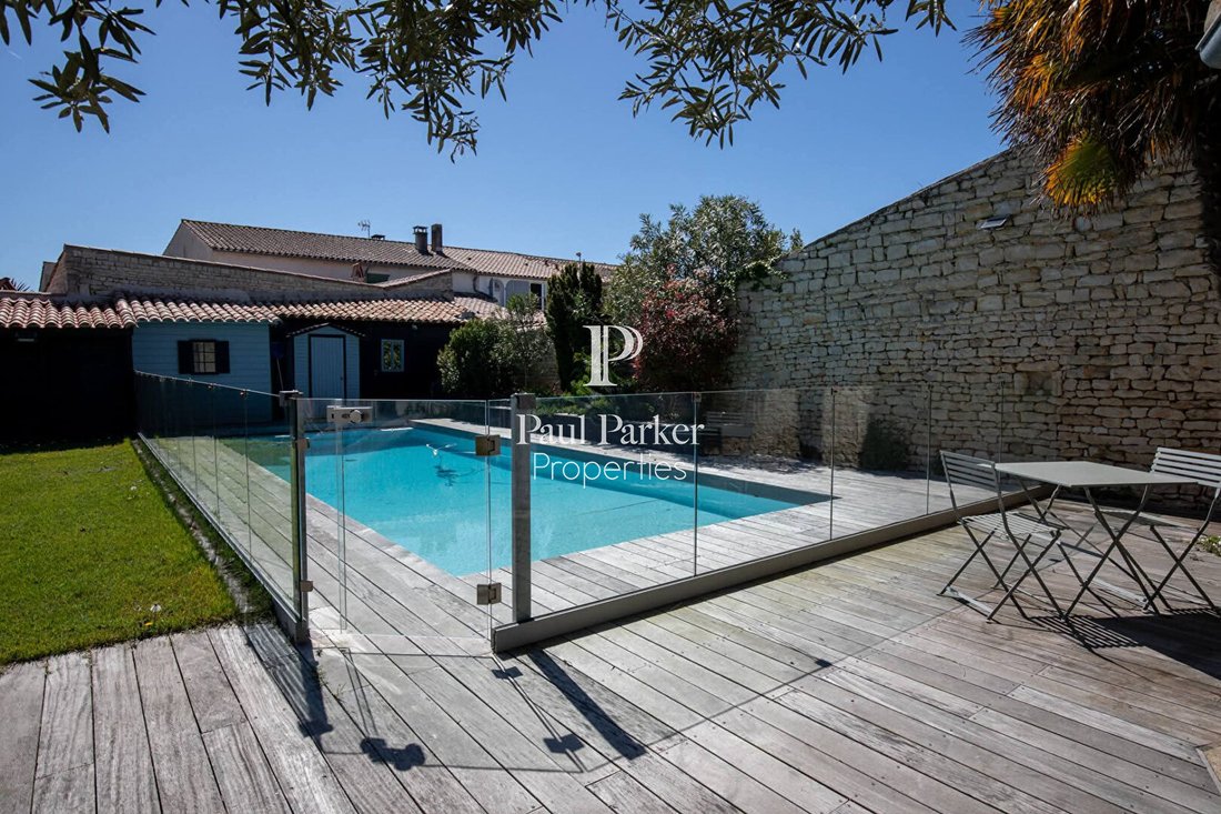 Villa in Le Bois-Plage-en-Ré, Nouvelle-Aquitaine, France 1 - 17902370