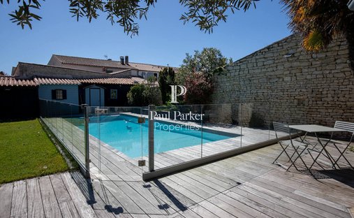 Villa in Le Bois-Plage-en-Ré, Nouvelle-Aquitaine, France 1