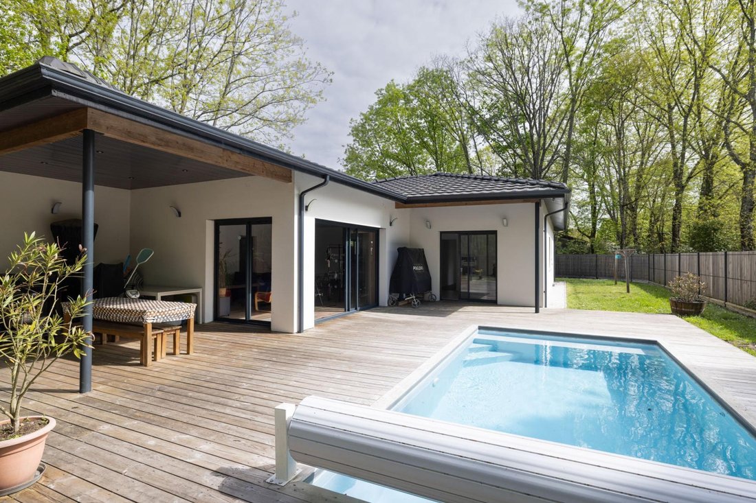 House in Le Las, Saint-Jean-d'Illac, France 1 - 17903693