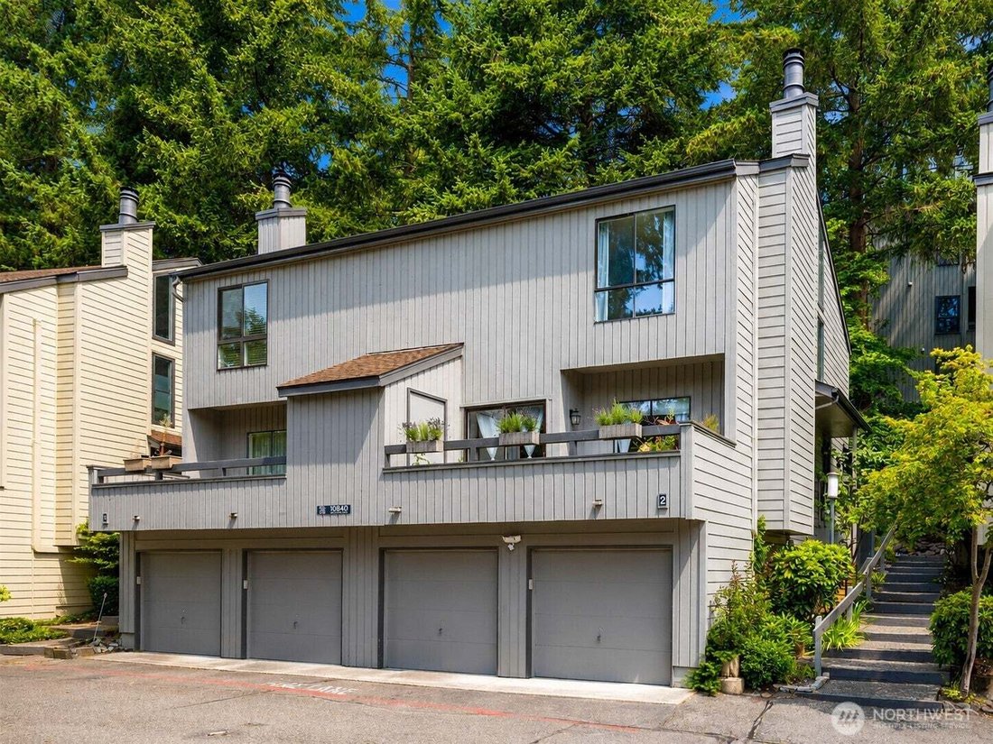 Townhouse in Bellevue, Washington, United States 1 - 17902231