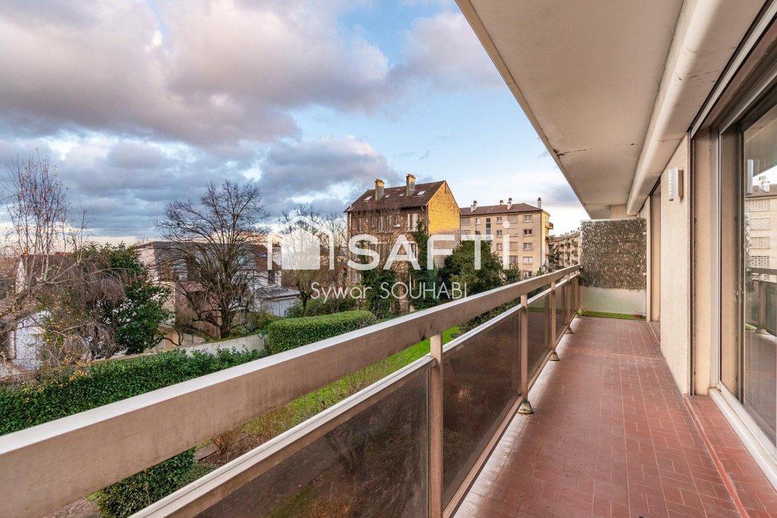 Apartment in Plateau Ouest, Suresnes, France 3 - 17903748