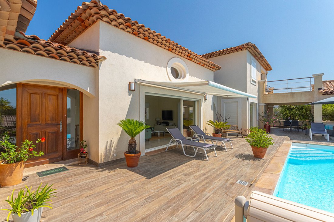 Villa in Bandol, Provence-Alpes-Côte d'Azur, France 4 - 17902373