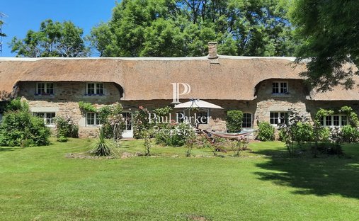 Villa in Baden, Brittany, France 1