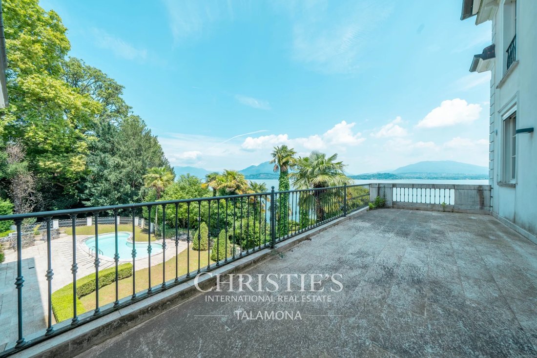 Villa in Belgirate, Piedmont, Italy 5 - 15362468