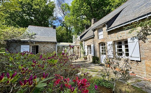 Villa in Baden, Brittany, France 1