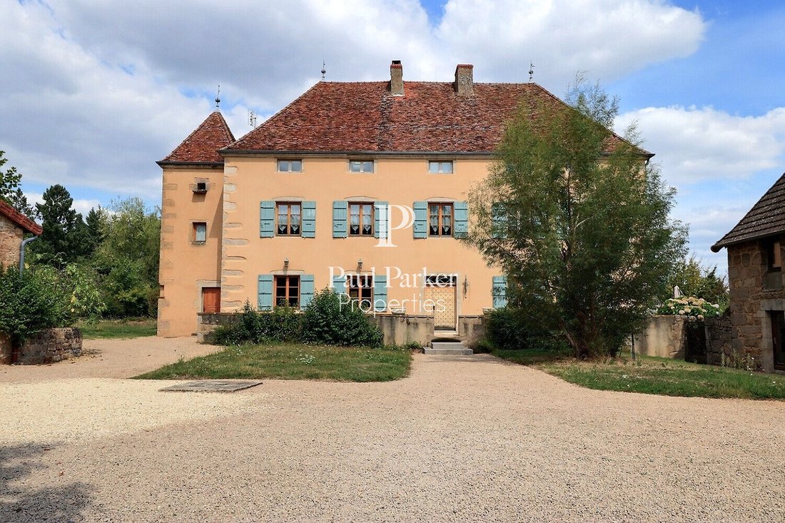 Villa in Cluny, Bourgogne – Franche-Comté, France 1 - 17902417