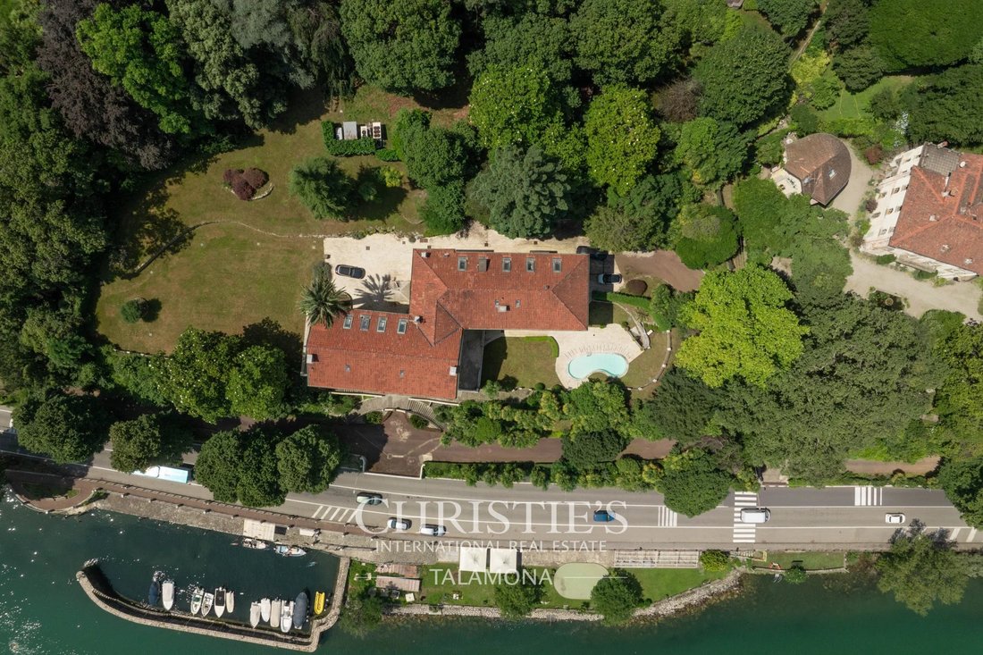 Villa in Belgirate, Piedmont, Italy 5 - 15362468