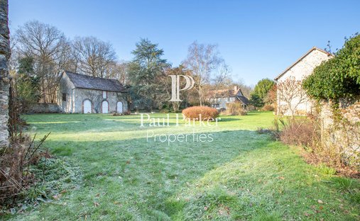 Villa in Autheuil-Authouillet, Normandy, France 1