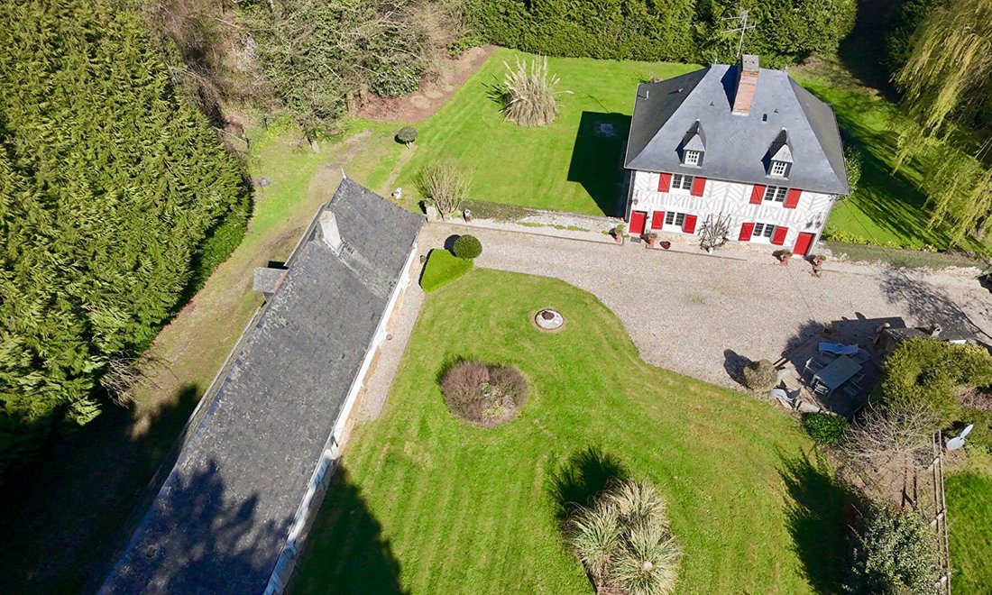 Villa in Pont-l'Évêque, Normandy, France 1 - 17902348