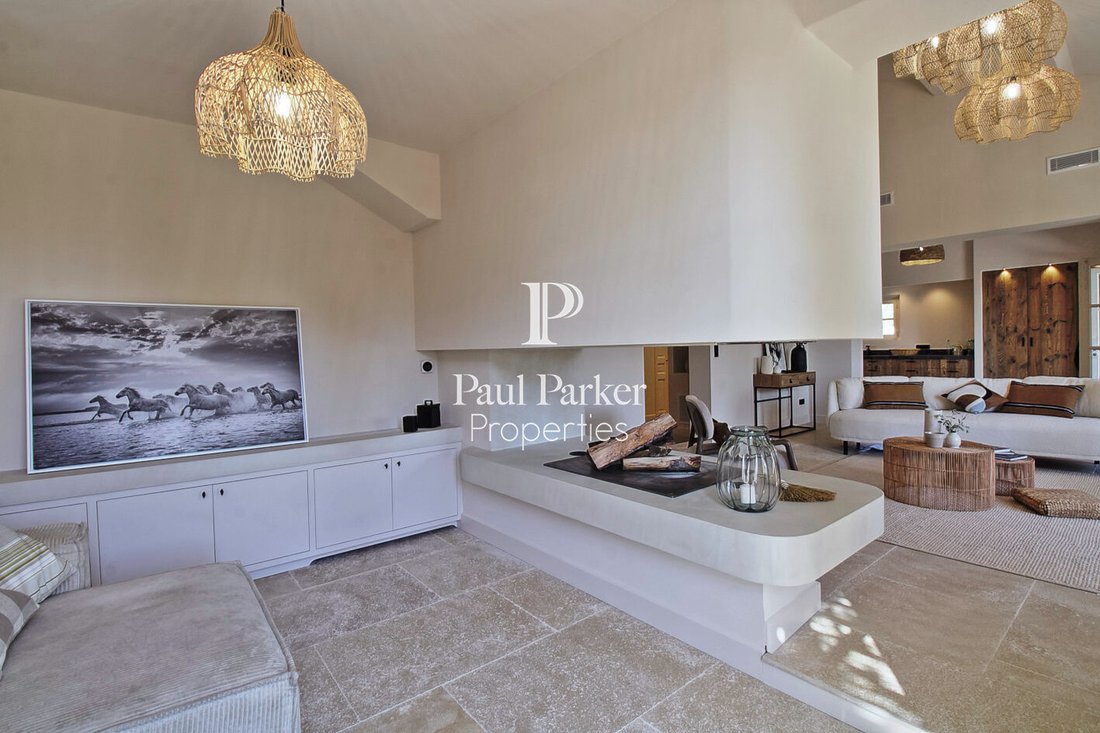 Villa in Fontvieille, Provence-Alpes-Côte d'Azur, France 3 - 17902345