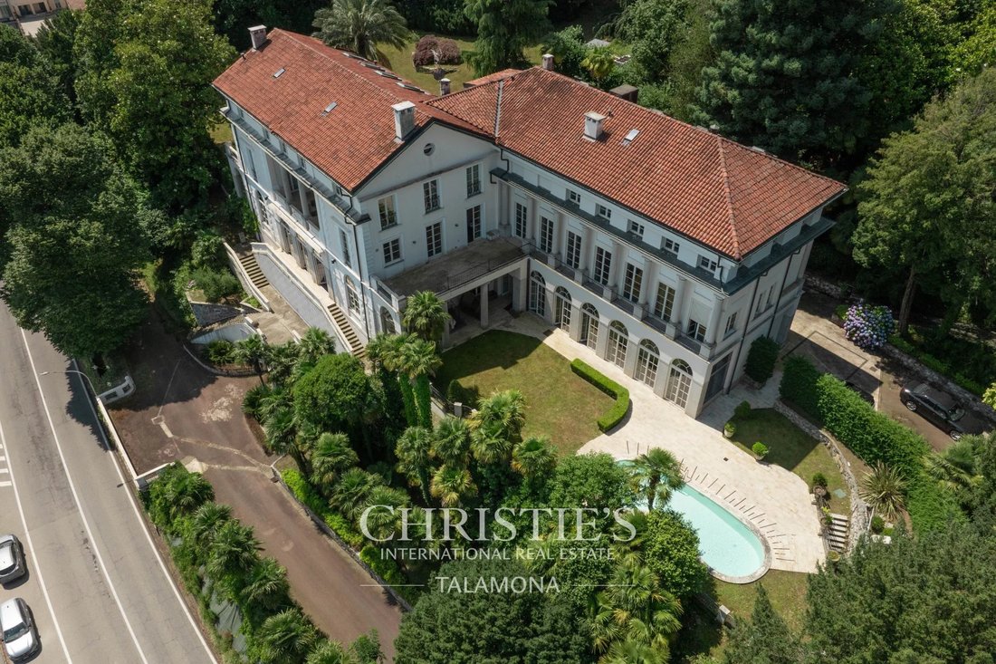 Villa in Belgirate, Piedmont, Italy 3 - 15362468