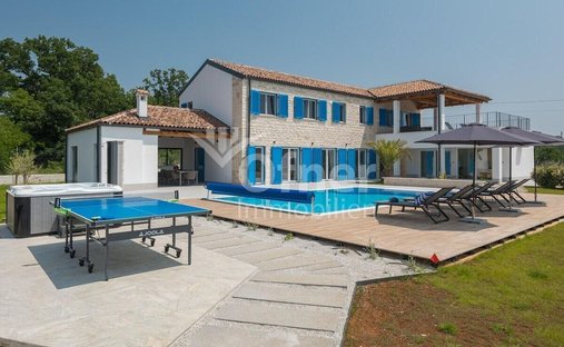 Haus in Višnjan, Gespanschaft Istrien, Kroatien 1
