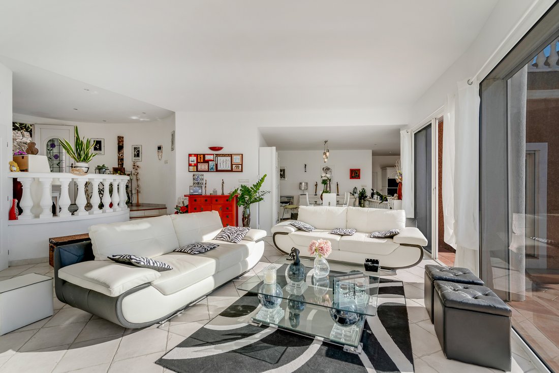 House in Nartelle-Noyer-Bellevue-bd des Sardinaux, Sainte-Maxime, France 2 - 17902514
