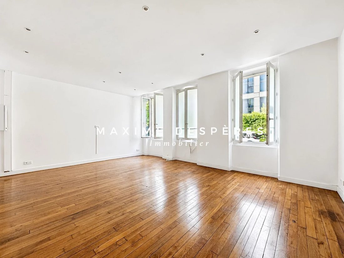 Apartment in Gambetta, Courbevoie, France 3 - 17902556
