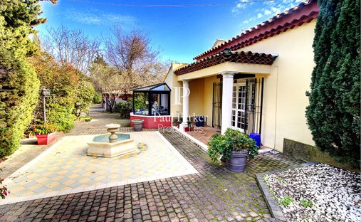 Villa in Le Faron-Fort-Rouge, Toulon, France 1