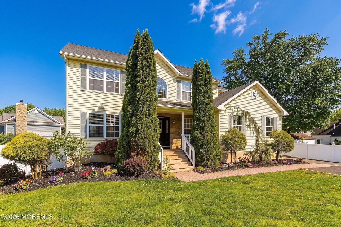 House in Monroe Township, New Jersey, United States 1 - 17902957