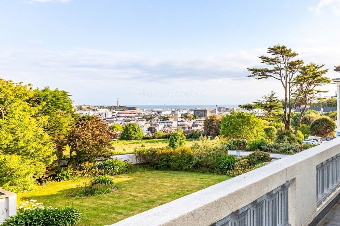 Apartment in Jersey, St Lawrence, Jersey 3 - 17903146