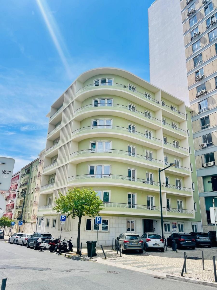 Apartment in Campolide, Lisbon, Portugal 2 - 17902823