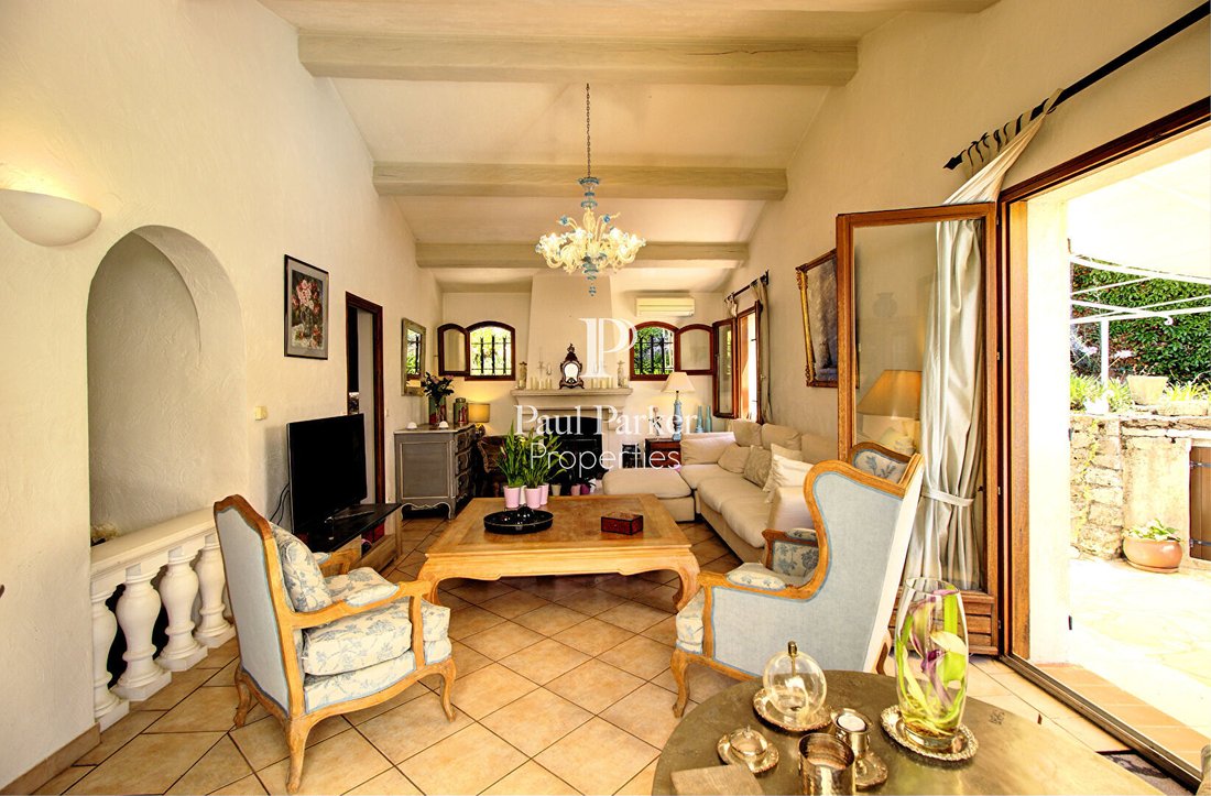 Villa in Mougins, Provence-Alpes-Côte d'Azur, France 2 - 17902501
