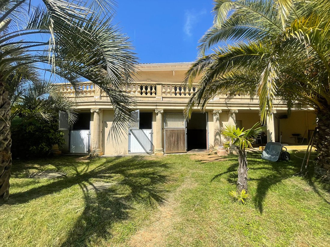 Villa in Yzosse, Nouvelle-Aquitaine, France 3 - 17902372