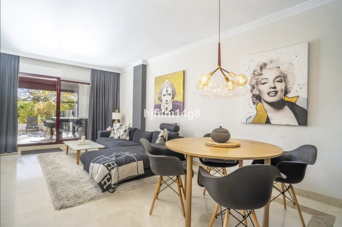 Apartamento en San Pedro Alcántara, Andalucía, España 1 - 17902279