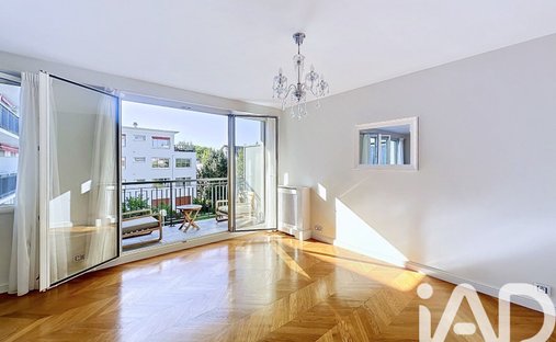 Apartment in Plateau Ouest, Suresnes, France 1